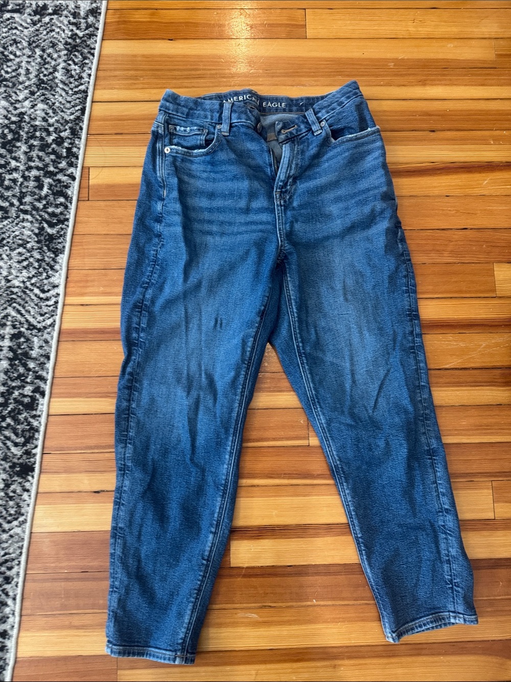American Eagle Curvy Mom Jean